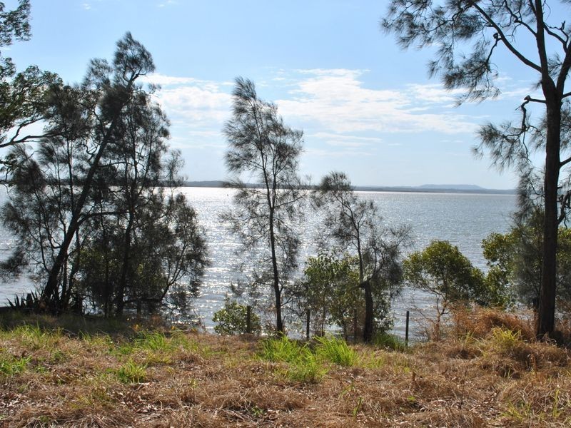 67 Bangalow St, Russell Island QLD 4184