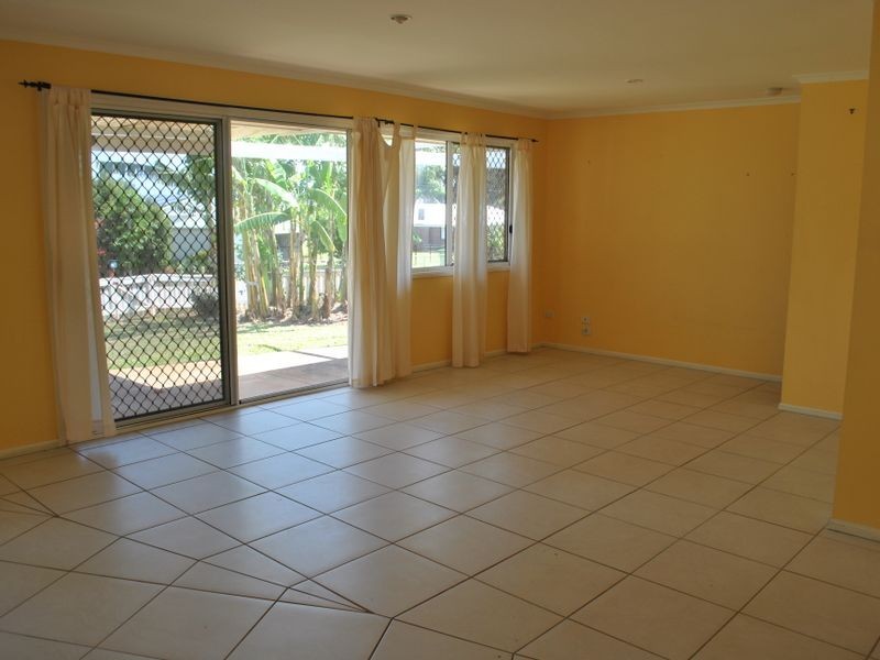 124 Canaipa Point Dve, Russell Island QLD 4184