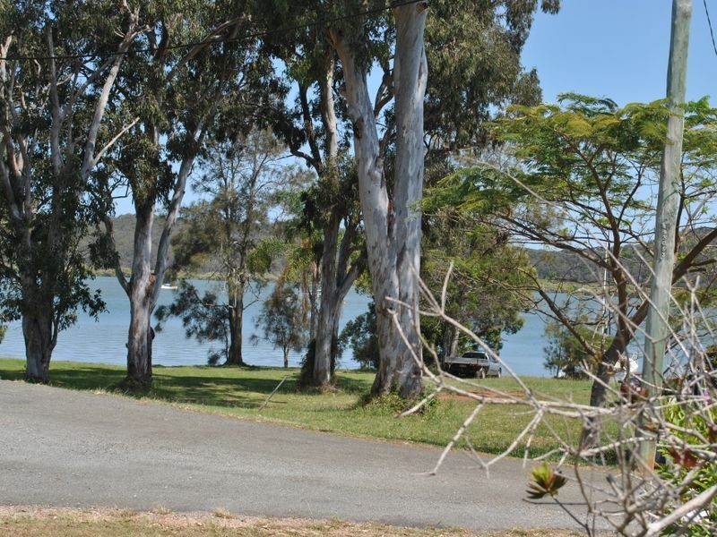 124 Canaipa Point Dve, Russell Island QLD 4184