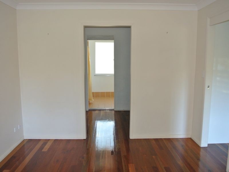 11 Saturn St, Russell Island QLD 4184