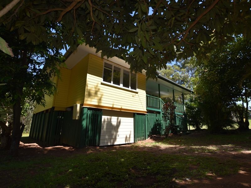 4 Goolagong St, Russell Island QLD 4184