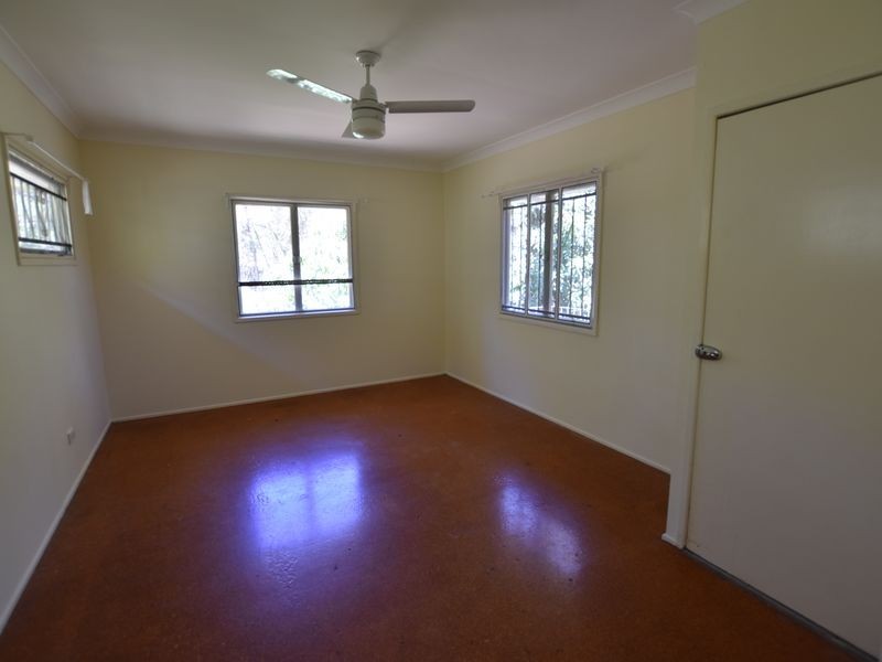 4 Goolagong St, Russell Island QLD 4184