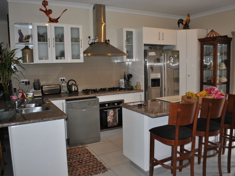 24 Little Cove, Russell Island QLD 4184