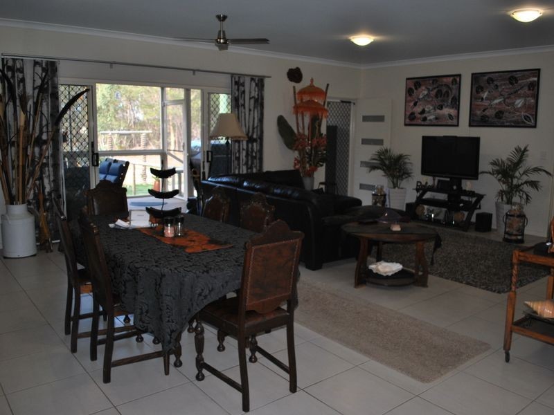 24 Little Cove, Russell Island QLD 4184