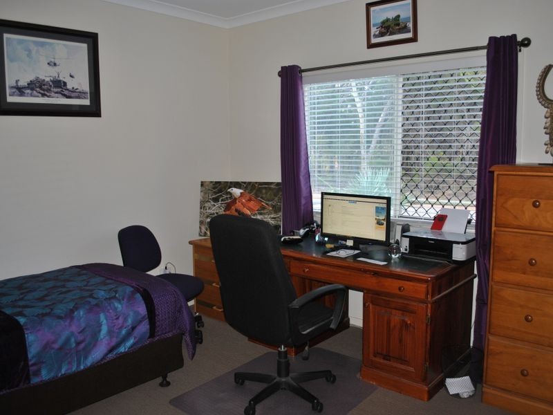 24 Little Cove, Russell Island QLD 4184