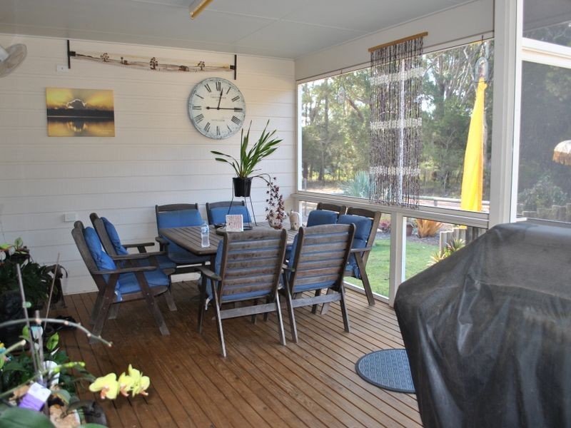 24 Little Cove, Russell Island QLD 4184