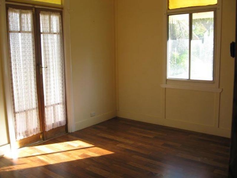 14 Beth St, Russell Island QLD 4184