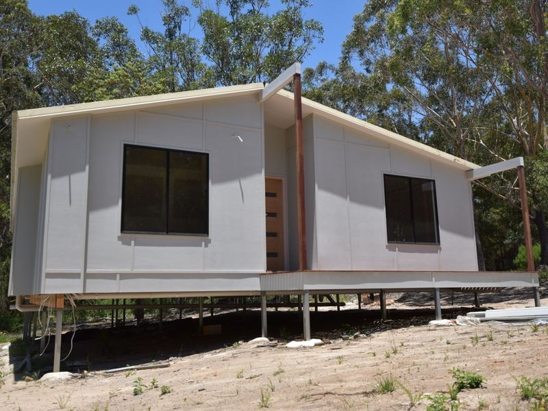 8 Sabot Street, Russell Island QLD 4184