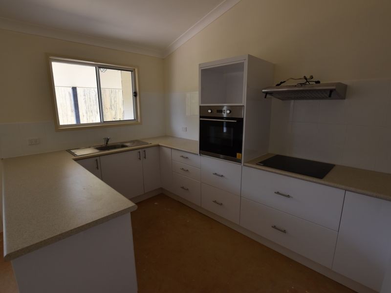 107 Laurel St, Russell Island QLD 4184