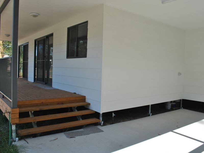 2 Crystal St, Russell Island QLD 4184