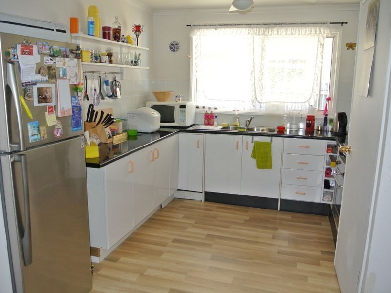 4 Pharlap Street,, Russell Island QLD 4184