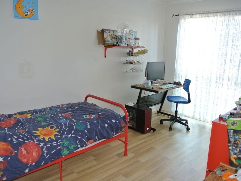 4 Pharlap Street,, Russell Island QLD 4184