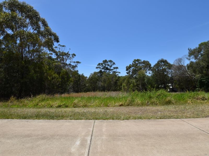 17 Yacht St, Russell Island QLD 4184