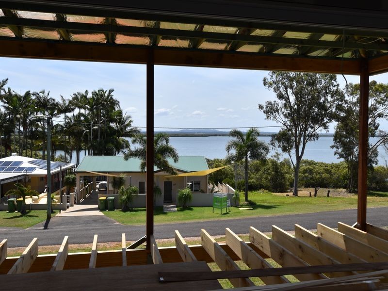 119 Palm Beach Rd, Russell Island QLD 4184