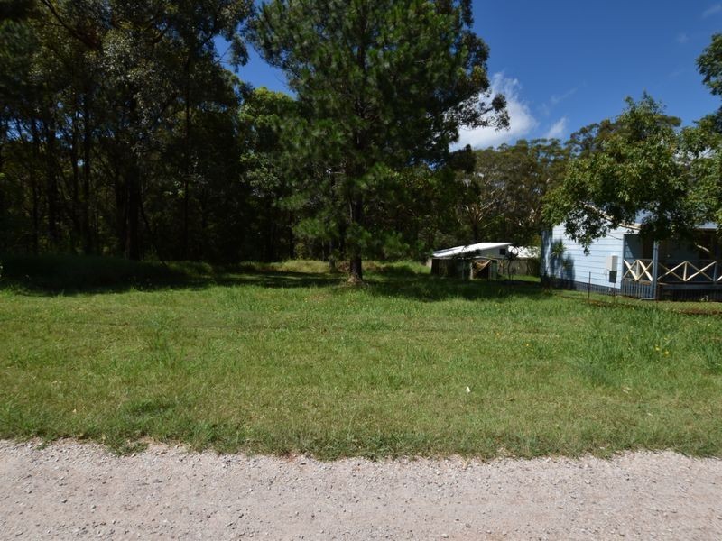 108 Laurel St, Russell Island QLD 4184