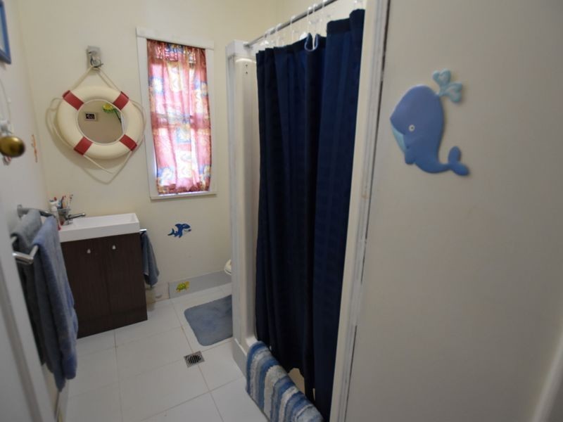 27 Banksia Street, Russell Island QLD 4184