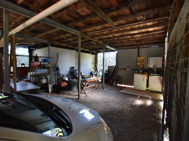 27 Banksia Street, Russell Island QLD 4184