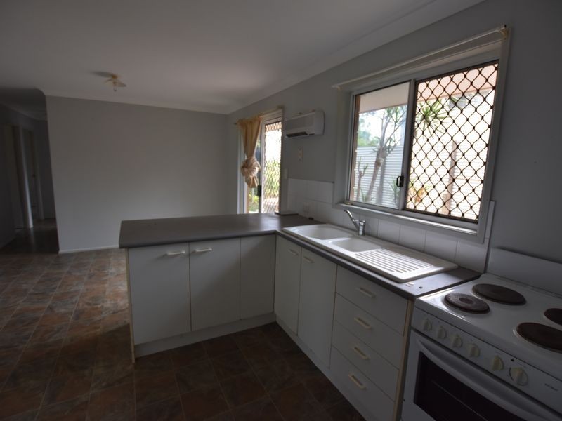 33 Angorra Street, Russell Island QLD 4184
