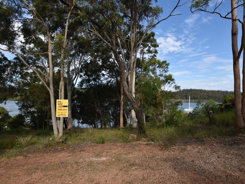 105 Wahine dr, Russell Island QLD 4184
