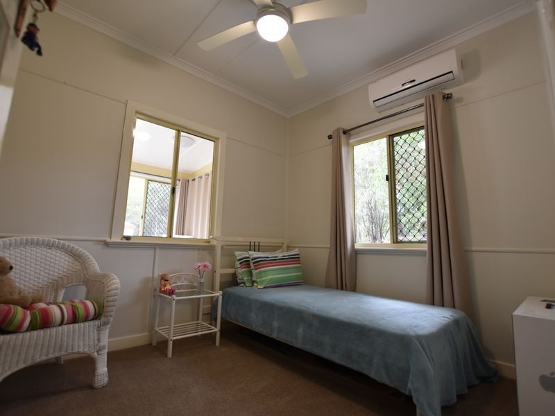 83 Channel St, Russell Island QLD 4184