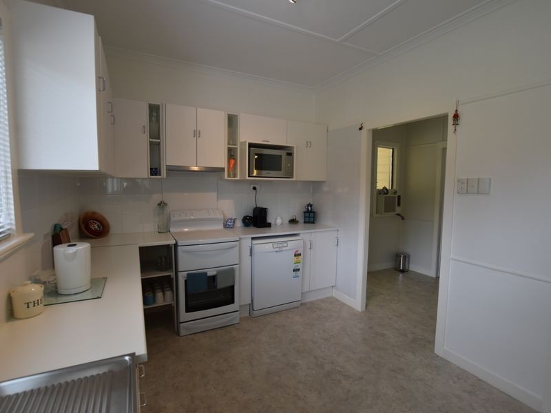 83 Channel St, Russell Island QLD 4184