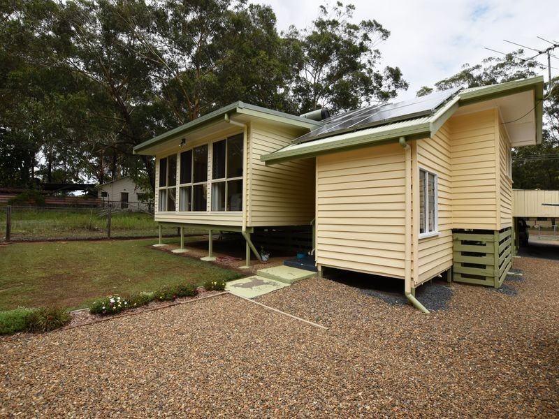 83 Channel St, Russell Island QLD 4184