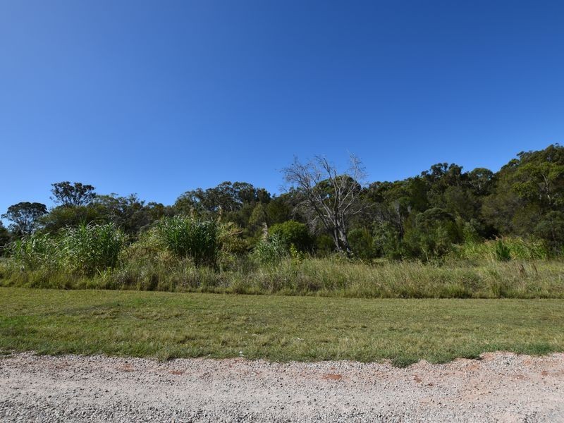 15-17 Pharlap St, Russell Island QLD 4184