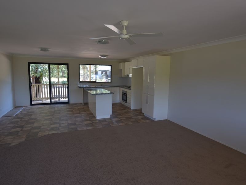 5 Taylor Street, Russell Island QLD 4184
