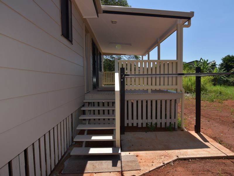 5 Taylor Street, Russell Island QLD 4184