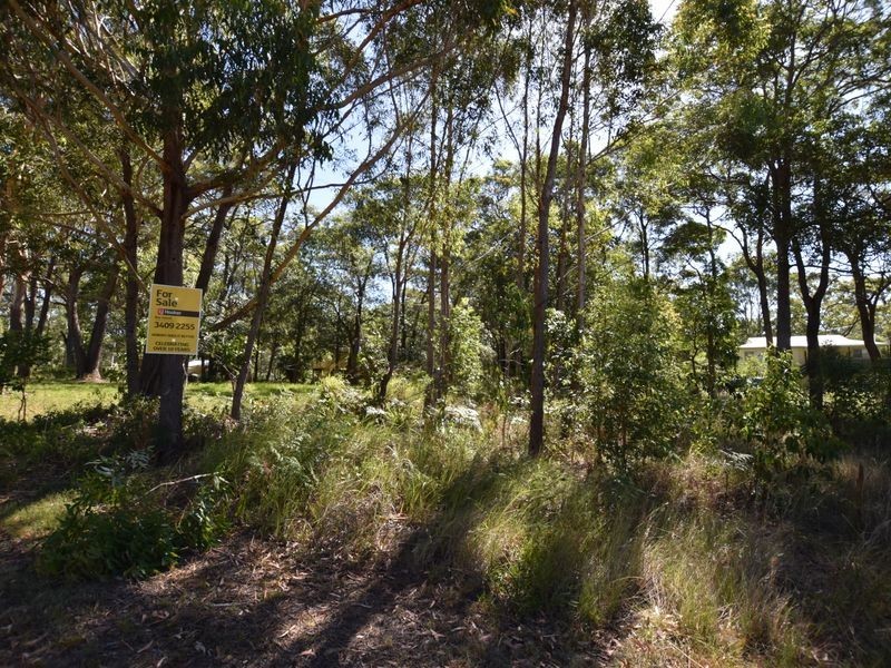 90 South End Rd, Russell Island QLD 4184