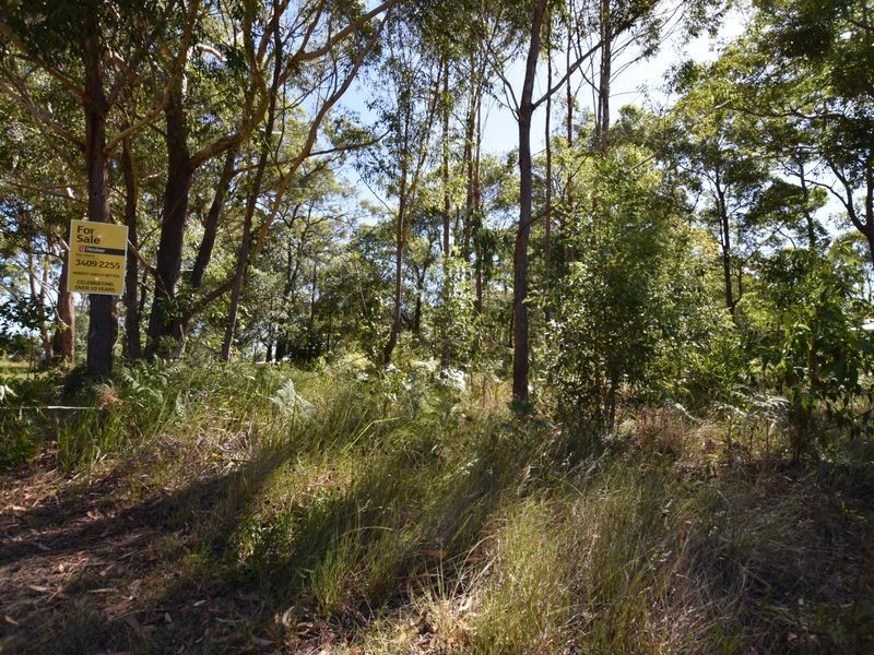 90 South End Rd, Russell Island QLD 4184