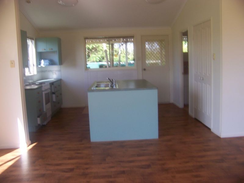 18 Highland St, Russell Island QLD 4184