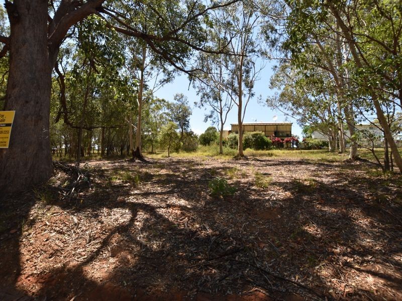 8 Amber St, Russell Island QLD 4184