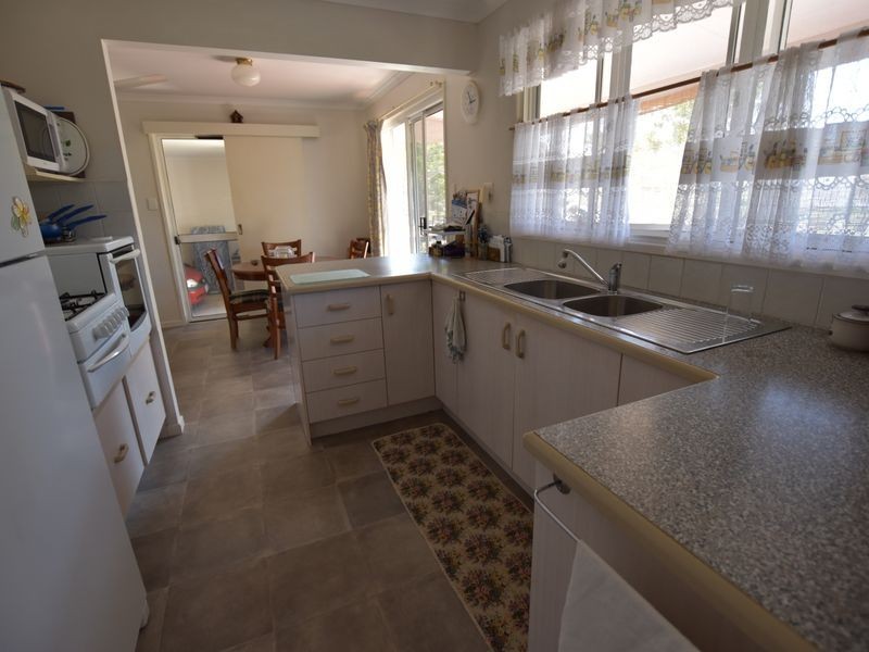 2 Ketch Street, Russell Island QLD 4184