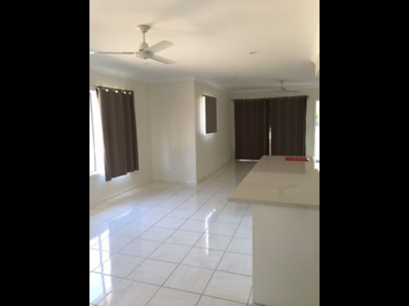 5 Pearl Street, Russell Island QLD 4184