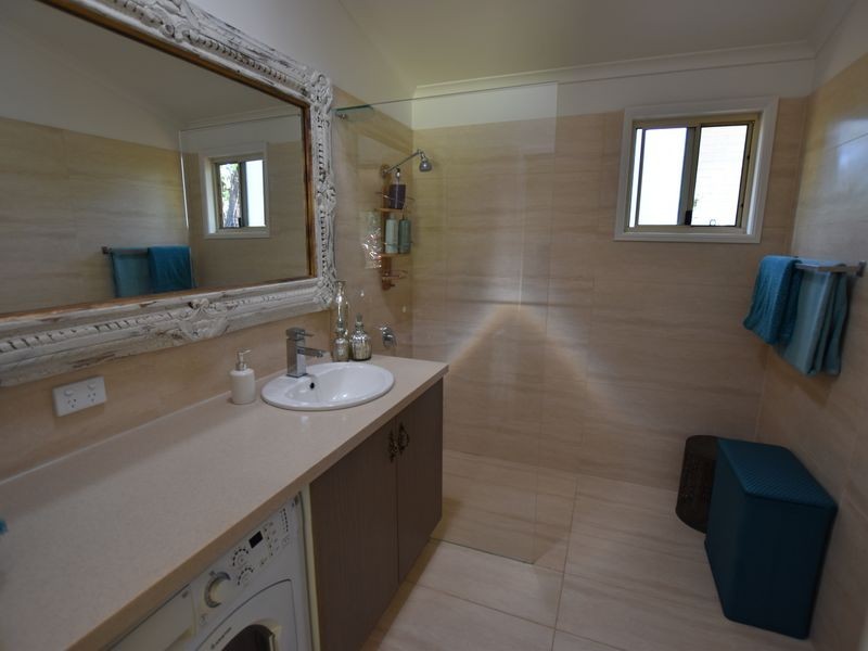 32 Satton Street., Russell Island QLD 4184