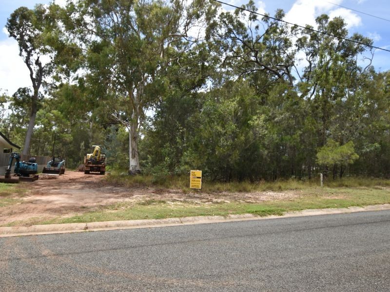 21 Shore Street, Russell Island QLD 4184