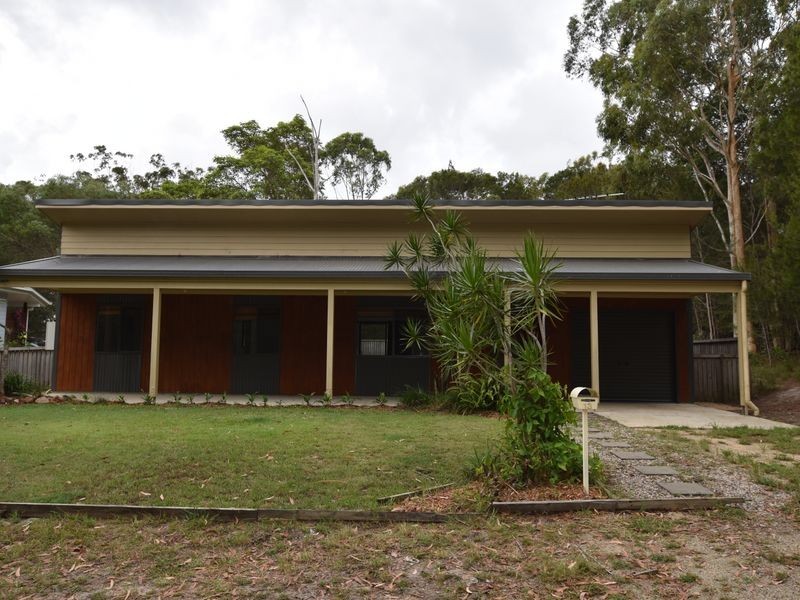 13 Emerald St, Russell Island QLD 4184
