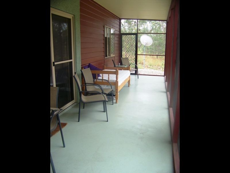 24 Falconhurst Rd, Russell Island QLD 4184