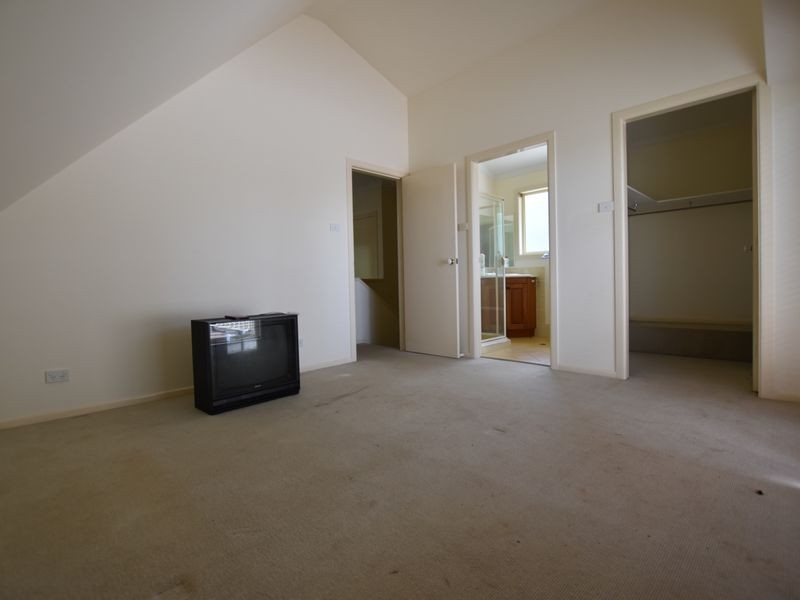 22 Gilcrest Street, Russell Island QLD 4184