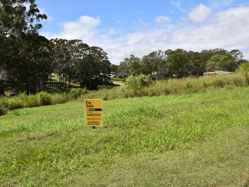 19 Mountain View Cres, Russell Island QLD 4184