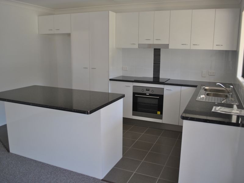 2 Crystal Street, Russell Island QLD 4184