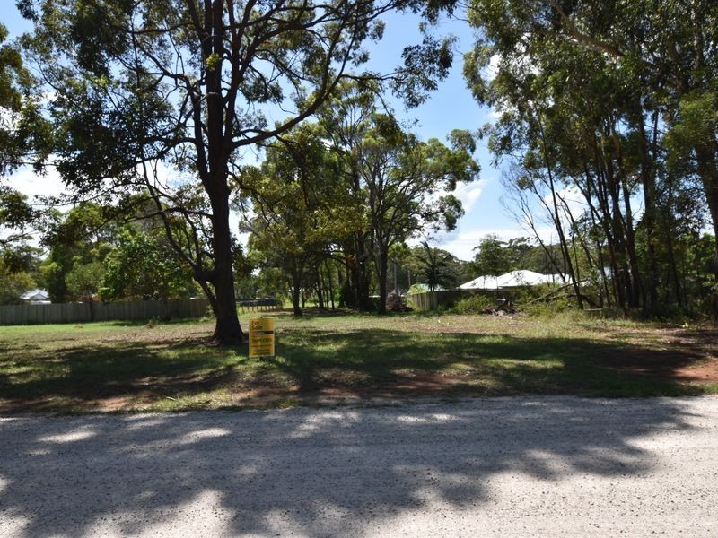 9-11 Pia Street, Russell Island QLD 4184