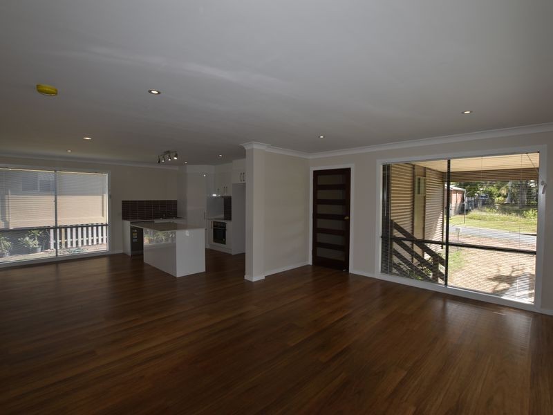 4 Guthrie Street., Russell Island QLD 4184