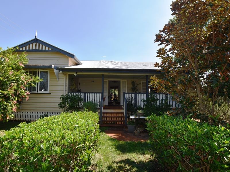 1 Willes, Russell Island QLD 4184