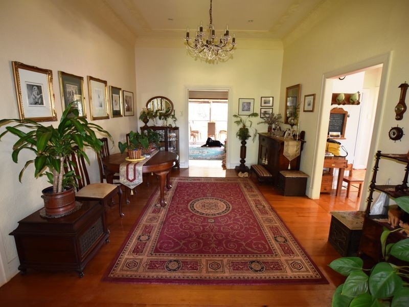 1 Willes, Russell Island QLD 4184