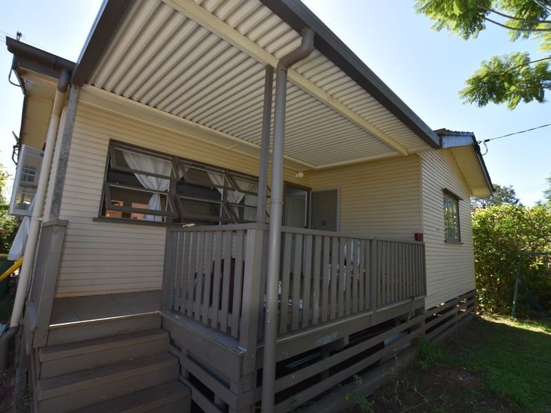 95 High Street, Russell Island QLD 4184