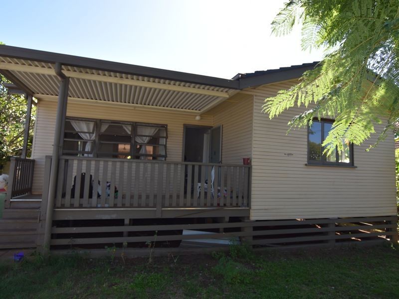 95 High Street, Russell Island QLD 4184