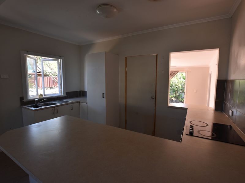 95 High Street, Russell Island QLD 4184