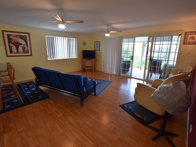 80 Crescent Drive, Russell Island QLD 4184